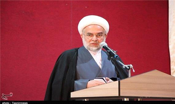 نماینده ولی‌فقیه در کردستان: در مطالبه‌گری خودزنی نکنیم