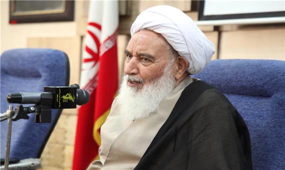 امام جمعه کرمانشاه: مدیریت مساجد را به جوانان بسپارید
