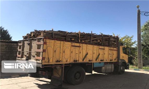 30 تن چوب آلات درختان جنگلی قاچاق در مریوان کشف شد