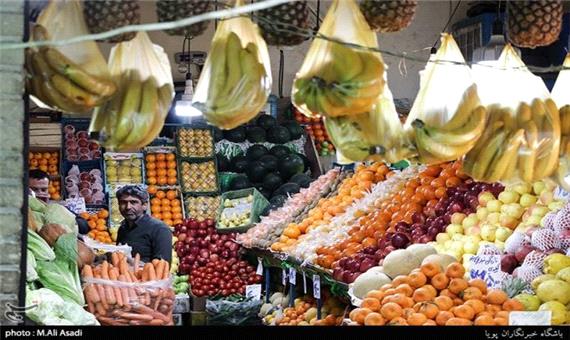 چنبره گرانی بر بازار کرمانشاه/ وقتی قیمت میوه براساس ظاهر مشتری تعیین می‌شود!