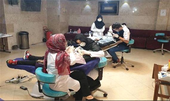 درمان رایگان مددجویان منطقه زرینه توسط نیرو‌های جهادی