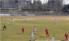 نماینده فوتبال زنان کردستان در خانه شکست خورد