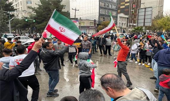 شادی مردم کرمانشاه بعد از پیروزی تیم ملی فوتبال مقابل ولز