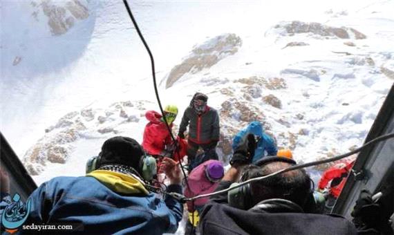 (تصاویر) انتقال پیکر کوهنورد فقید کرمانشاهی (ایرج محمدی) به فرودگاه اشرفی‌اصفهانی