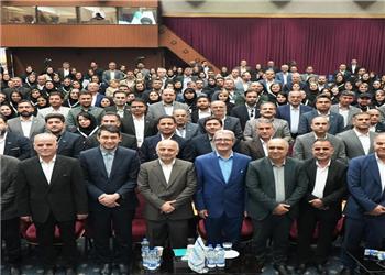 مدیرعامل بیمه دی: نقش شبکه فروش در توسعه فرهنگ بیمه بیبدیل است / 53 همت فروش؛ بیمه دی در مسیر افتخار