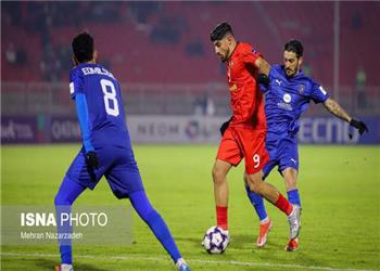 حسینزاده: تراکتور به بلوغ سال گذشته نزدیک شده است