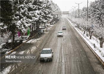 شهرداری پاوه برای برف و یخبندان آمادهباش کامل دارد