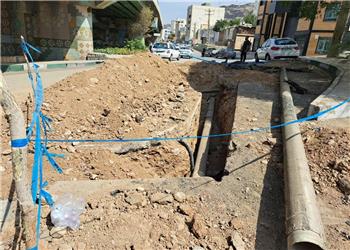رفع انسداد و اصلاح شبکه فاضلاب در محلات کرمانشاه