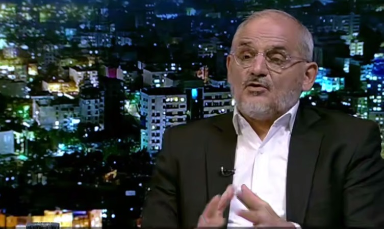 استفاده از کلمه خلیج به جای خلیج فارس توسط رئیس‌ دفتر پزشکیان؛ مجری تذکر داد