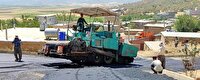 آغاز آسفالت معابر هفت روستای بخش خاوومیرآباد مریوان