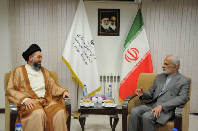 کمال خرازی در دیدار سیدعمار حکیم: شرارت‌های رژیم صهیونیستی همه کشورهای منطقه را تهدید می‌کند