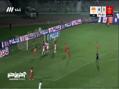 گل اول فولاد به پرسپولیس توسط سلیمانی در دقیقه ۴۷