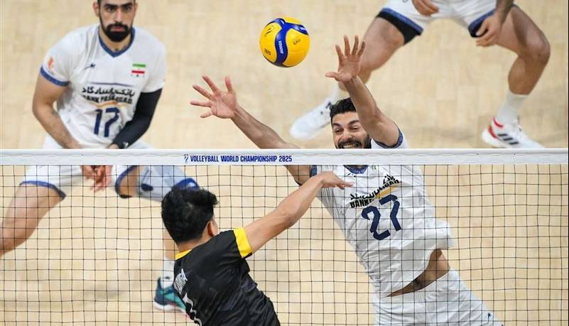 سرمربی والیبال نوجوانان: ایران مقابل مصر غافلگیر شد