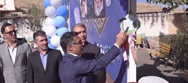 نواختن زنگ آغاز سال تحصیلی در مدارس سنندج