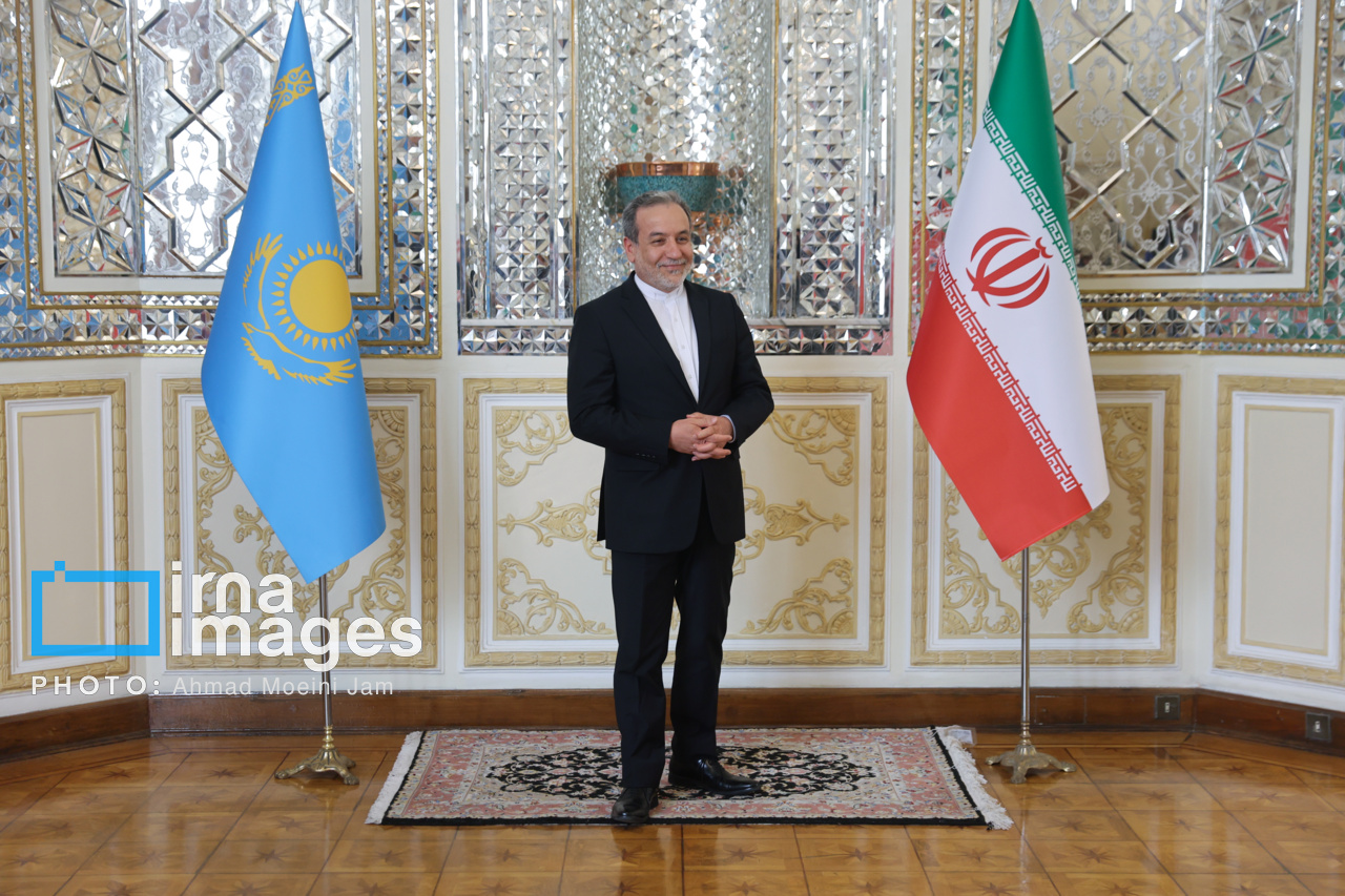 پیام تبریک وزیر امور خارجه جمهوری اسلامی ایران به همتای قزاقستانی