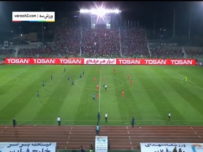 خلاصه بازی پرسپولیس ۱ - گل‌گهر سیرجان ۱