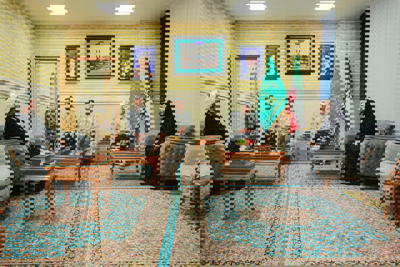 عصر کرد