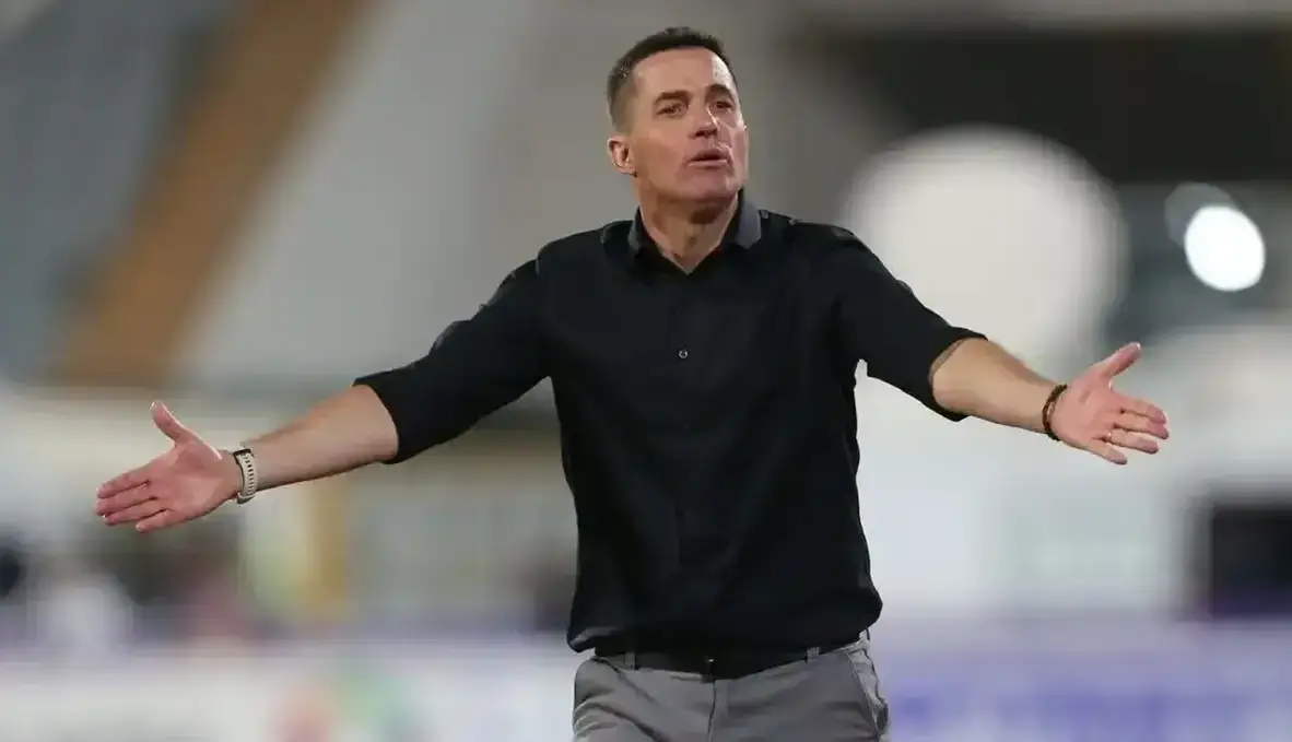 پیام عجیب مربی پرسپولیس به اوسمار