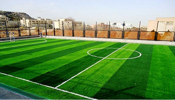 بازسازی زمین چمن ثلاث باباجانی در سال 1405