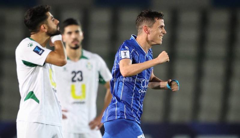 بی‌تابی ستاره خارجی استقلال برای بازی در آزادی