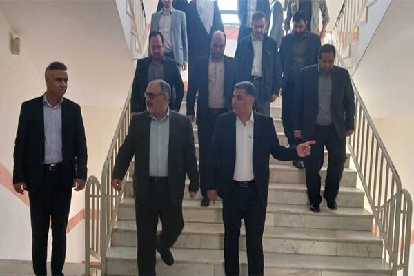رئیس کل دادگستری کرمانشاه برای پیگیری مشکلات مردم به هرسین سفر کرد
