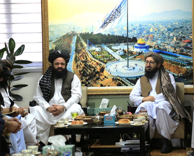 مقام ارشد طالبان از سفارت افغانستان در تهران بازدید کرد