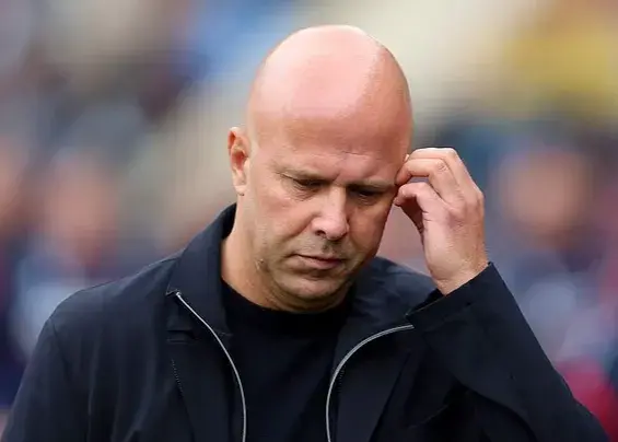 تصمیم لیورپول درباره اشلوت مشخص شد