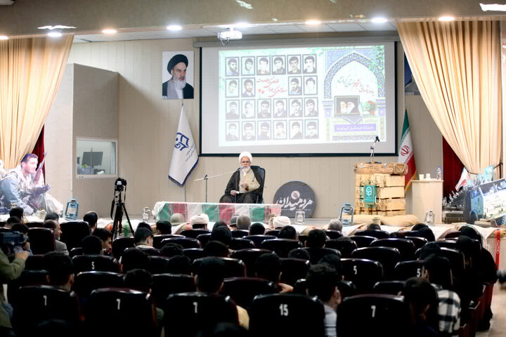 زنده نگه داشتن یاد شهدا؛ مسئولیتی همگانی برای نسل امروز