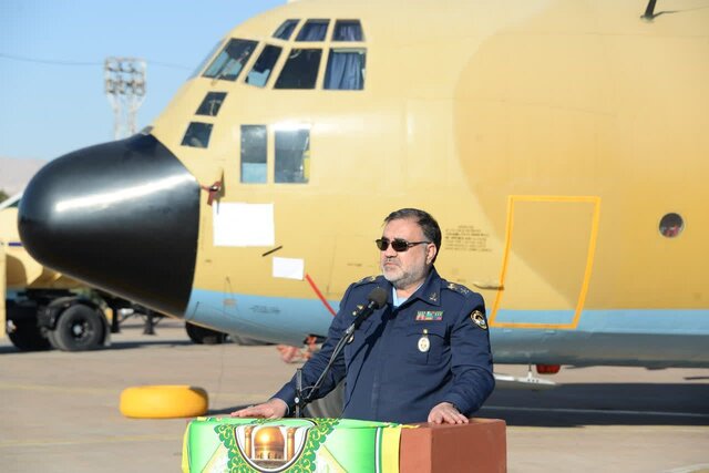 فرمانده نیروی هوایی ارتش از یک پایگاه هوایی بازدید کرد