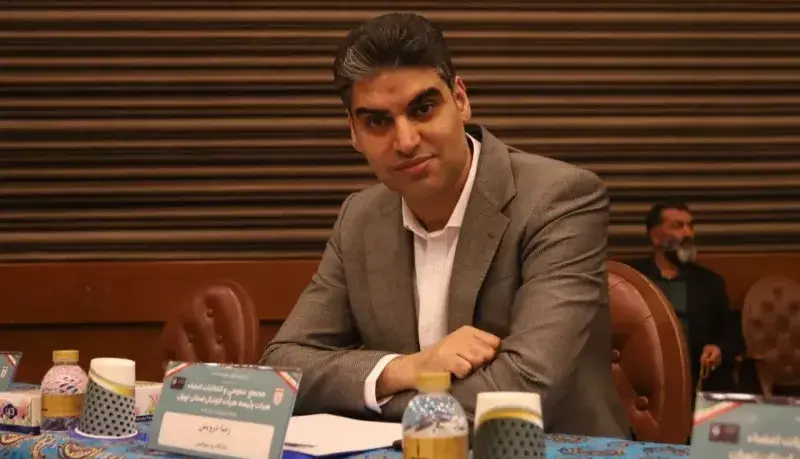 پیمان حدادی در اکسپلور پرسپولیسی‌ها