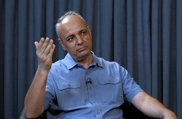 انتقاد زیدآبادی از نرگس محمدی: چنین ادبیاتی برازنده برنده جایزه صلح نوبل نیست