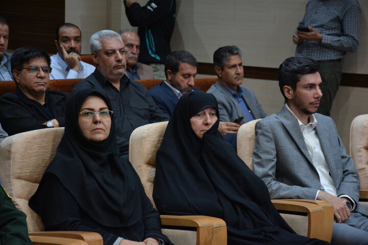 تأکید بر نقش تقریظ‌های رهبری در ترویج فرهنگ ایثار و شهادت