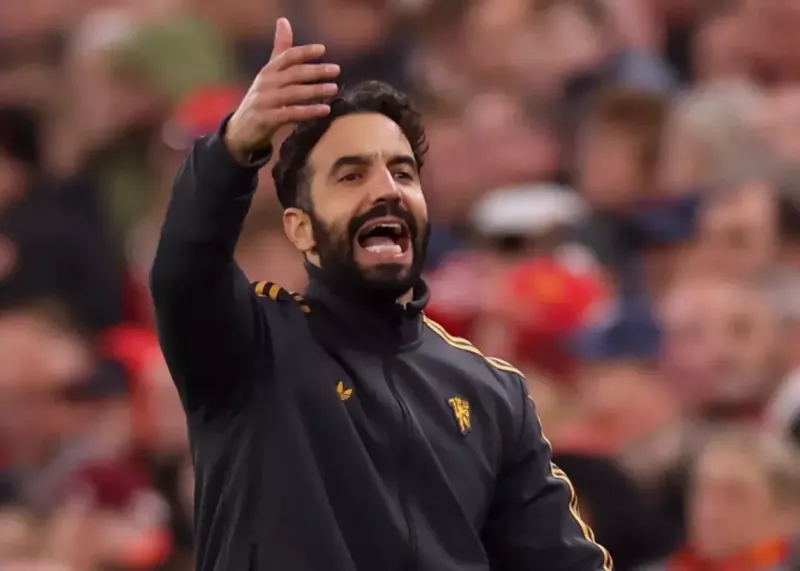 واکنش روبن آموریم به انتقادات رونالدو از یونایتد