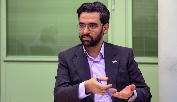 آذری جهرمی: اعتراف ترامپ به صحنه‌گردانی جنگ، ابزار خوبی برای پیگیری حقوقی است