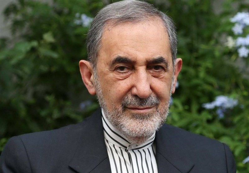 ولایتی خطاب به برخی مقامات عرب: نمی‌توانید درباره حضور صلح‌آمیز ایران در منطقه اظهار نظر کنید