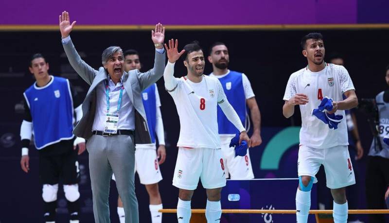 تیم قهرمان فوتسال امروز برمی‌گردد