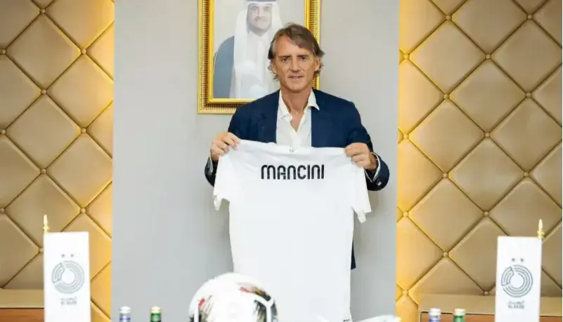 قهرمان یورو، سرمربی السد شد