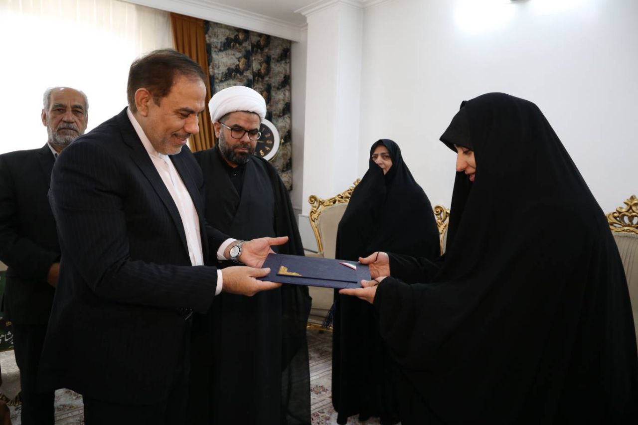 بازدید معاون اجتماعی و پیشگیری از وقوع جرم قوه قضاییه از انبار اموال تملیکی قم