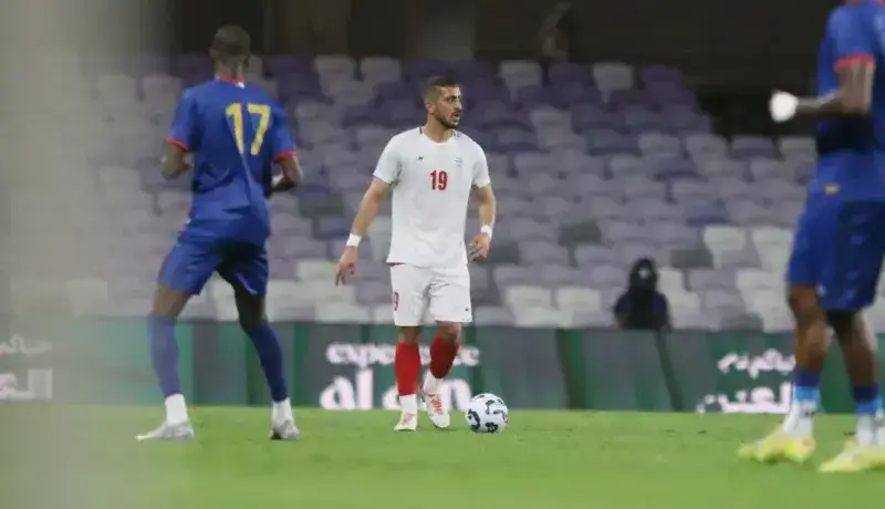 مجید حسینی: علی کریمی قراردادش را فسخ کرده است