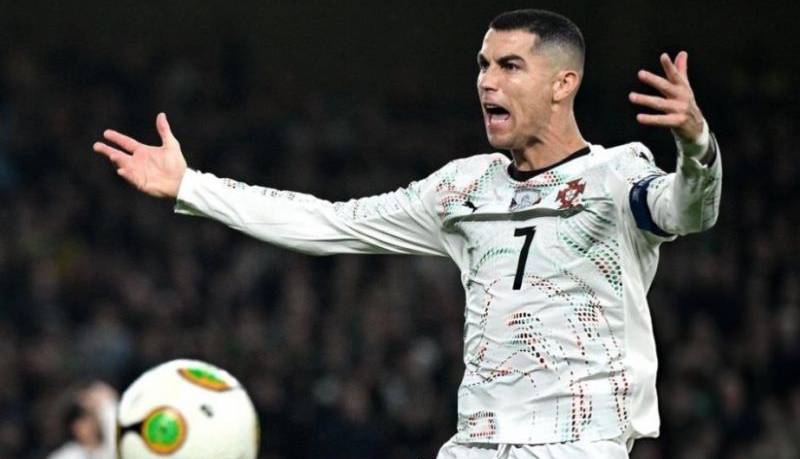 پرتغال شوکه شد؛ اخراج رونالدو و شکست ۲-۰ مقابل ایرلند