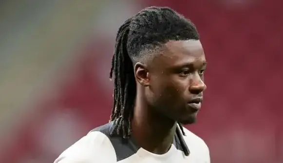 ستاره رئال با مصدومیت به مادرید برگشت