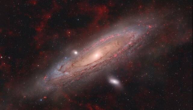 عکس روز ناسا از کهکشان «آندرومدا» و همراهانش