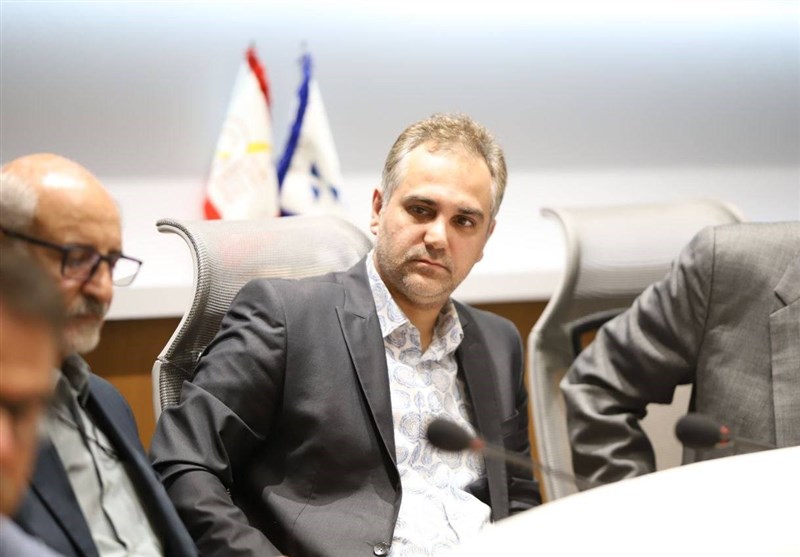 روشنک: صحبت‌های مسئولان استقلال کم‌‌ لطفی است