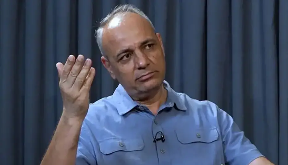 کنایه زیدآبادی به صحبت‌های خرازی و عراقچی؛ بگویید نمی‌خواهیم خلاص!