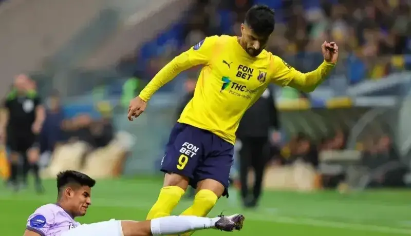 محبی دیر وارد شد، با ۲ گل باختند