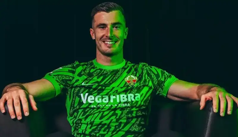 پیام گاوی برای ستاره حریف رئال؛ عالی بودی!