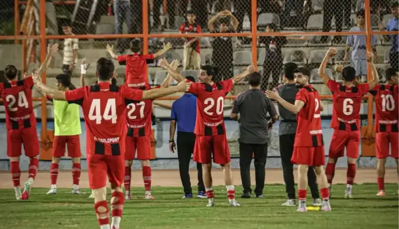 استقلال - فولاد هرمزگان؛ فقط در بندرعباس