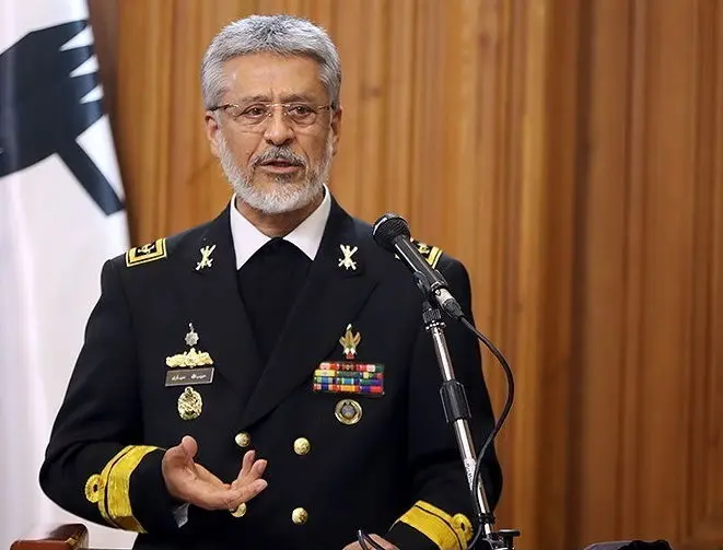 دریادار سیاری: ناوشکن جماران نمادی از خودکفایی کشور است