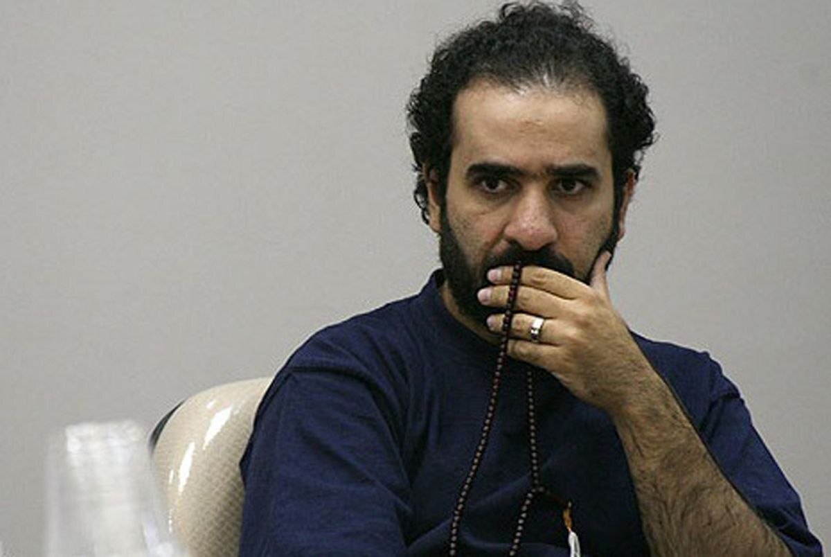 پیگیری وضعیت سلامت رضا امیرخانی از سوی رهبر انقلاب