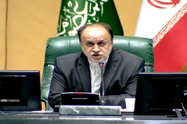 نایب رئیس مجلس: حال عمومی اقشار کم‌درآمد خیلی خوب نیست؛ دولت عنایت ویژه داشته باشد